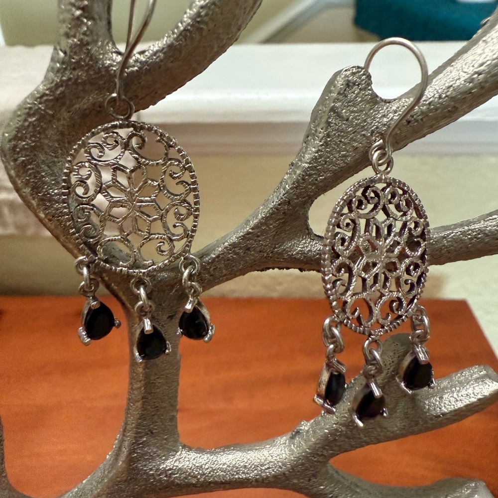 Delicate 925 Silver and Onyx Dangle Earrings